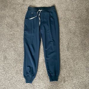 FIGS Zamora Jogger Scrub Pants